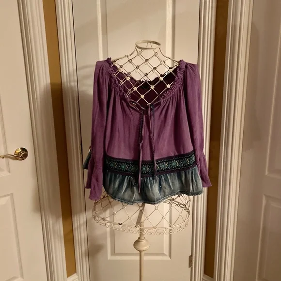 Blouse and skirt set medium or large - Picture 5 of 16